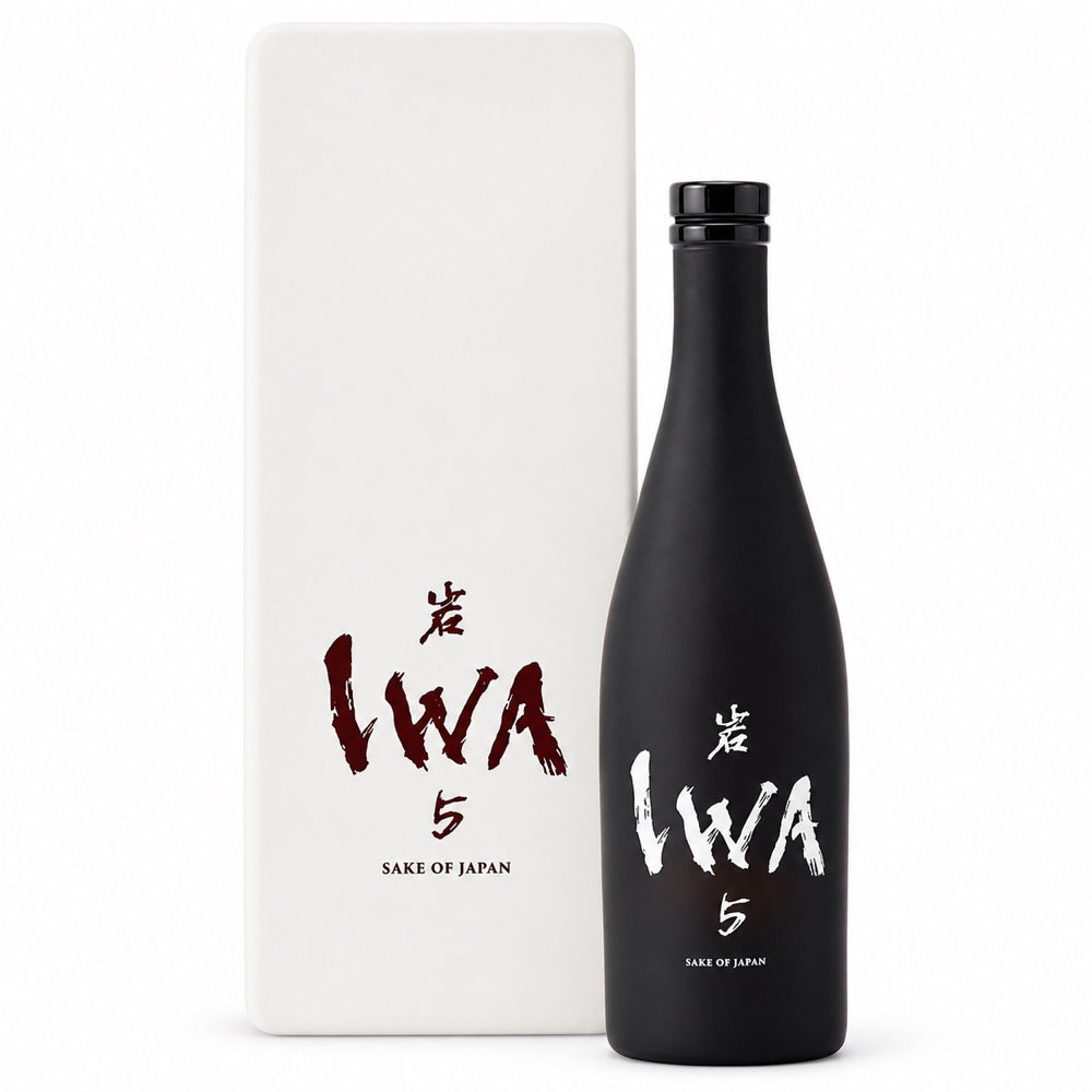 IWA 5 Assemblage 4 Junmai Daiginjo Sake Gift Box, 720 ml