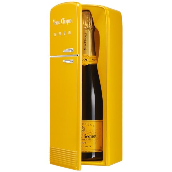 Veuve Clicquot Brut Yellow Label Smeg Collaboration Champagne  
